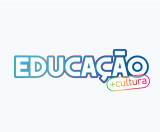 Fundo azul claro com as palavras Educação + Cultura