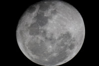 Imagens da lua captadas pelo telescópio do Parque da Ciência PR