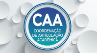 Retângulo coberto de círculos em tons de branco e cinza. Em primeiro plano, círculo azul com o título CAA Coordenação de Articulação Acadêmica