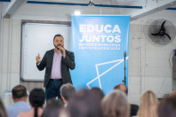 Educação entrega material complementar de alfabetização para redes municipais de ensino