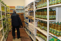 Governo entrega terceira remessa de alimentos para as escolas estaduais