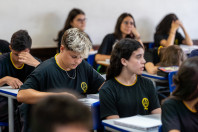 Prazo de rematrículas da rede está aberto; sistema também é usado por escolas municipais