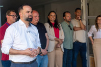 Governo entrega novos ônibus a colégios agrícolas para atividades práticas dos alunos