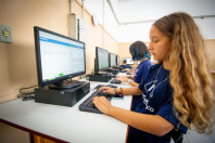 Paraná lidera ranking nacional de proporção de escolas com laboratórios de ciências