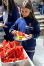 Dia Mundial da Alimentação: 2 mil alunos têm cardápio adaptado nas escolas estaduais
