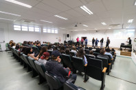Alunos do colégio mais atingido de Rio Bonito do Iguaçu retornam à sala de aula para fechar o ano letivo