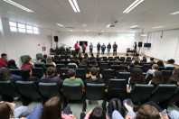 Alunos do colégio mais atingido de Rio Bonito do Iguaçu retornam à sala de aula para fechar o ano letivo