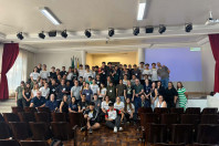 Alunos de curso técnico em Maringá criam apps com foco em melhorar a vida de idosos
