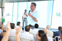 Governador anuncia R$ 90 milhões para escola e obras de infraestrutura em Umuarama