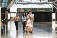 Primeiro voo para o Canadá do Ganhando o Mundo 2026 leva 20 estudantes paranaenses
