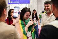 Ganhando o Mundo Agrícola: emoção e alegria marcam retorno dos estudantes após semestre nos EUA