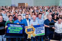 Estado anuncia R$ 63,5 milhões em kits tecnológicos para escolas municipais