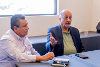 Comitiva de autoridades do México conhece modelo de ensino de inglês do Paraná