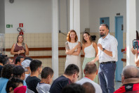 Seed-PR entrega kits escolares em Campo Largo