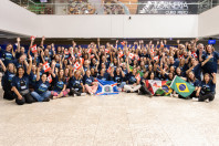 Ganhando o Mundo Professor leva pedagoga de Rio Bonito do Iguaçu ao Canadá
