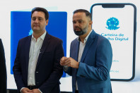 O governador Carlos Massa Ratinho Junior anuncia nesta quarta-feira (15) , a semana de Cadastro dos Estudantes na Carteira de Trabalho Digital (CTPS Digital) e no Emprega Brasil.