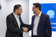 O governador Carlos Massa Ratinho Junior anuncia nesta quarta-feira (15) , a semana de Cadastro dos Estudantes na Carteira de Trabalho Digital (CTPS Digital) e no Emprega Brasil.