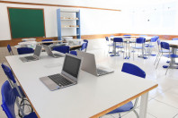 Paraná investe R$ 525,7 milhões no mobiliário das escolas estaduais em 8 anos