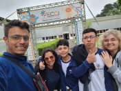 Estudantes Surdos transformam óleo usado em pesquisa científica no Paraná