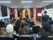 Estudantes de colégio estadual de Curitiba unem arte e robótica em mostra de esculturas interativas