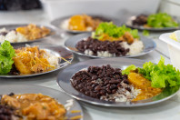 Remessa de 4,8 mil toneladas de alimentos abastece as escolas estaduais até o fim do ano
