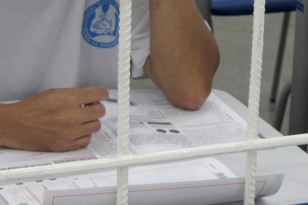 Provas do Enem são aplicadas a presos no Paraná
