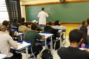 matrículas eja educação jovens adultos
