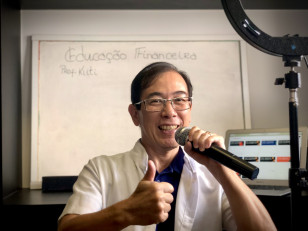Prof Kiiti