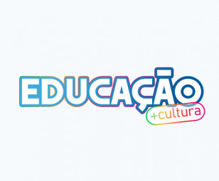 Fundo azul claro com as palavras Educação + Cultura
