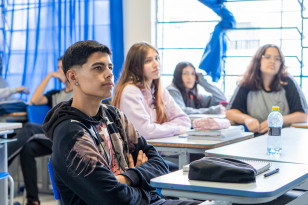 Prazo de rematrículas da rede está aberto; sistema também é usado por escolas municipais