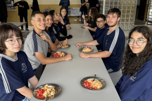 4,3 mil toneladas de alimentos: Governo entrega última remessa da merenda para as escolas