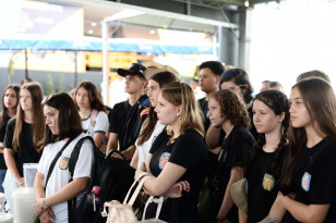 Iniciativa inédita: alunos de escola agrícola que se tornou cooperativa compram granja