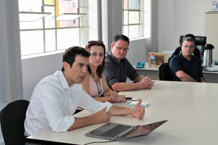 Encontro com diretores NRE Área Metropolitana Norte