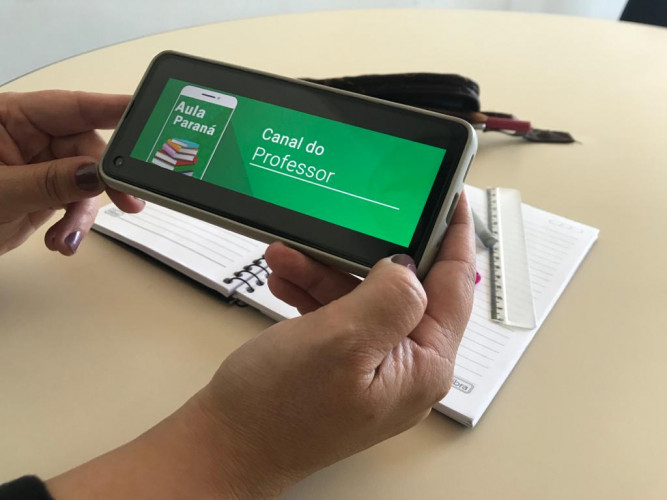 Canal do Professor estreia lives na segunda-feira (1)