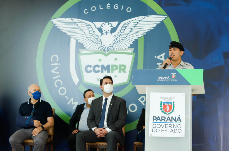 colégios cívico-militares