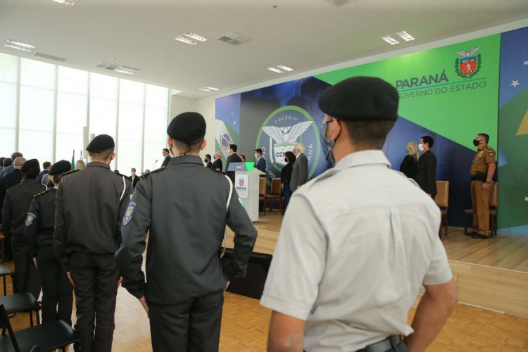 Credenciamento para diretores cívico-militares e monitores cívico-militares é prorrogado