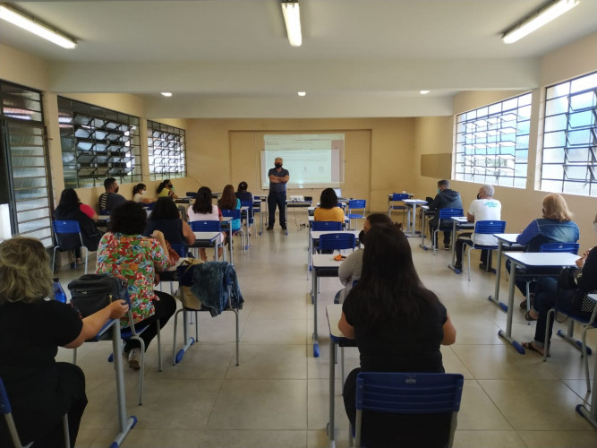 treinamento professores modelo híbrido