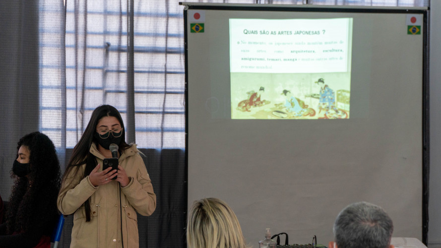 Cônsul do Japão visita escola cívico-militar