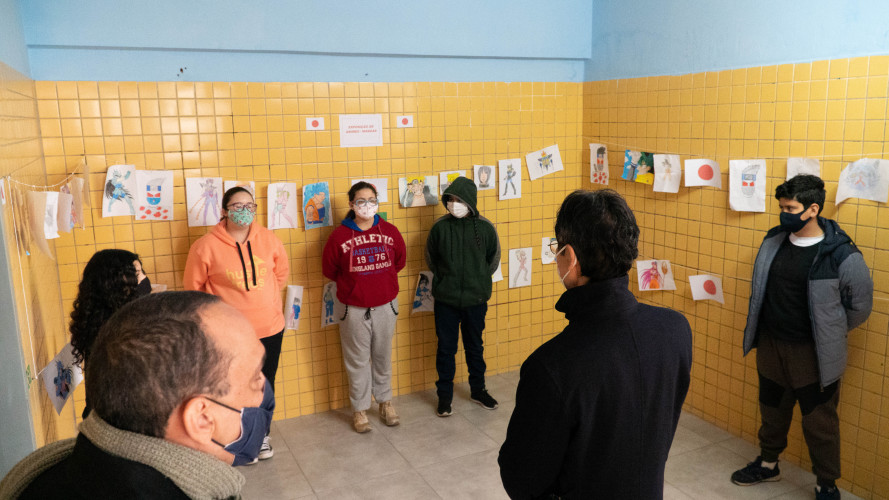 Cônsul do Japão visita escola cívico-militar