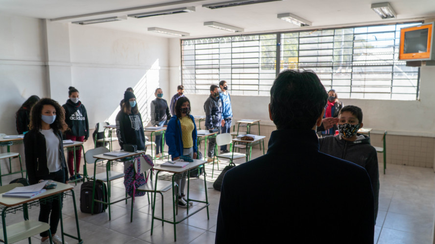 Cônsul do Japão visita escola cívico-militar