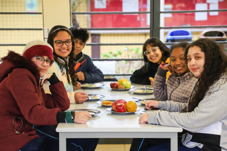 Investimento na educação do Paraná