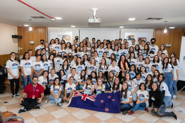 Estudantes do Ganhando o Mundo se preparam para intercâmbio