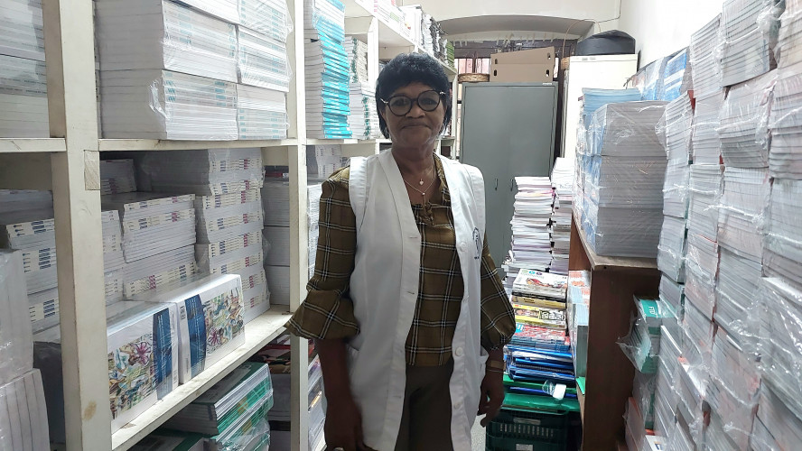 Com mais equipamentos, colégios estaduais se preparam para volta às aulas, na próxima segunda-feira.