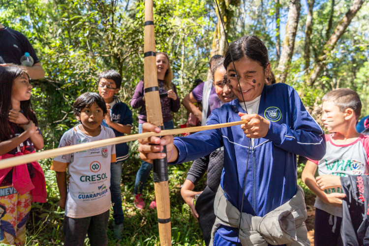 Com novas disciplinas do ensino médio, estudantes indígenas desenvolvem sua cultura em sala de aula.