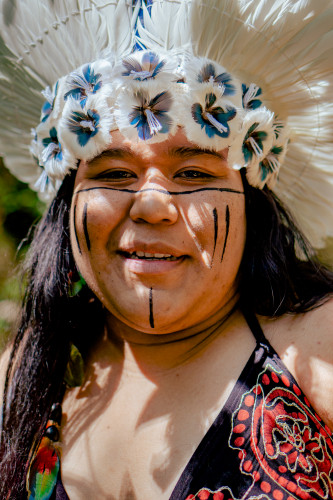Com novas disciplinas do ensino médio, estudantes indígenas desenvolvem sua cultura em sala de aula.