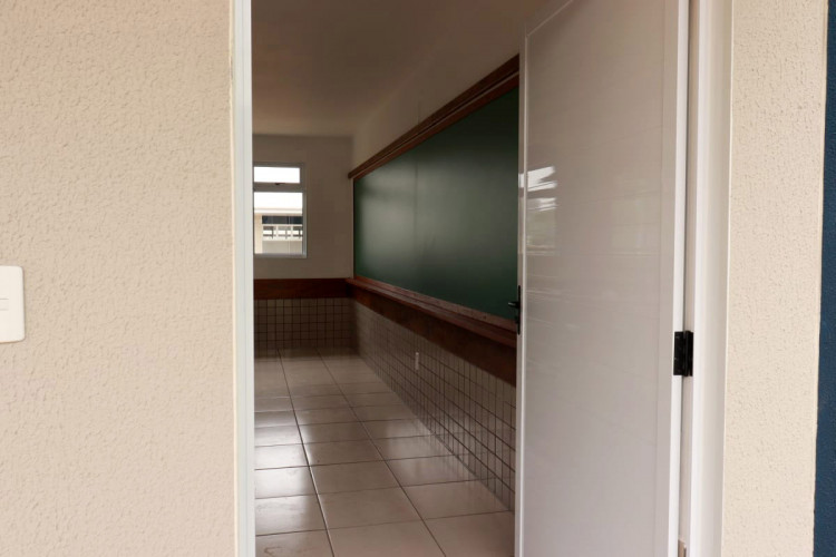 Colégio Estadual Tancredo Neves