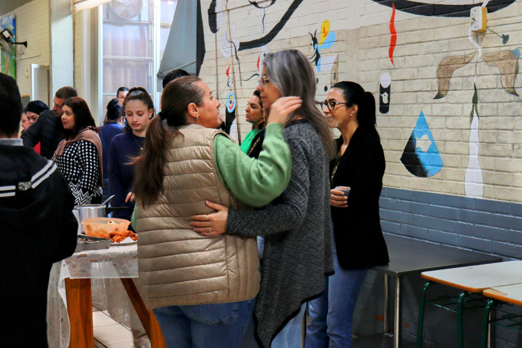 Colégio Estadual Professora Helena Kolody
