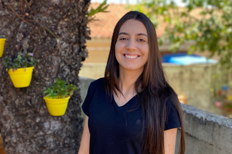 Vídeos postados por ela conquistaram não só a comunidade escolar, mas o público de todo o Brasil, depois que ganharam a atenção do apresentador Luciano Huck