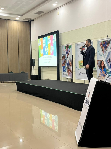 O encontro acontece de 22 a 24 de agosto e visa aprofundar a formação do corpo técnico dos núcleos no apoio ao uso das plataformas junto às comunidades escolares de todo o Paraná.