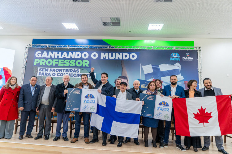 75 professores passarão três semanas no Canadá e 24 professores ficarão um mês na Finlândia